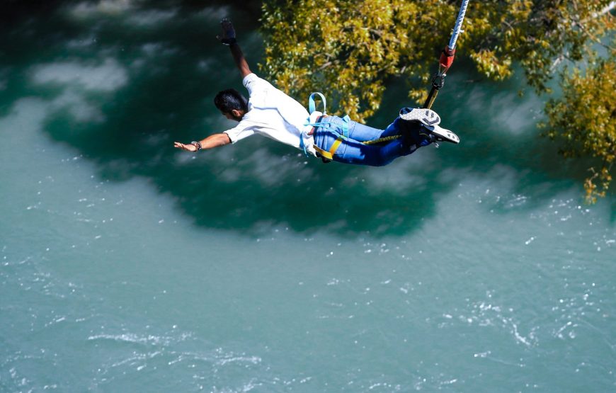 Bungee Jumping